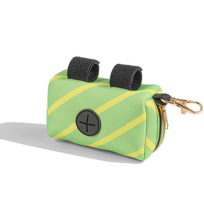 Neoprene কুকুর জলরোধী পোষা ডিসপেনসার ব্যাগ হুক সঙ্গে পোষা ভ্রমণ আনুষাঙ্গিক ভাঁজ